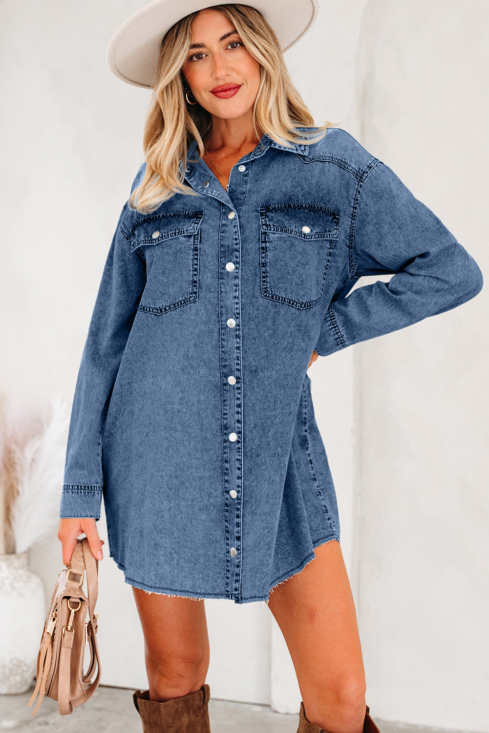 Takina Raw Hem Loose Shirt