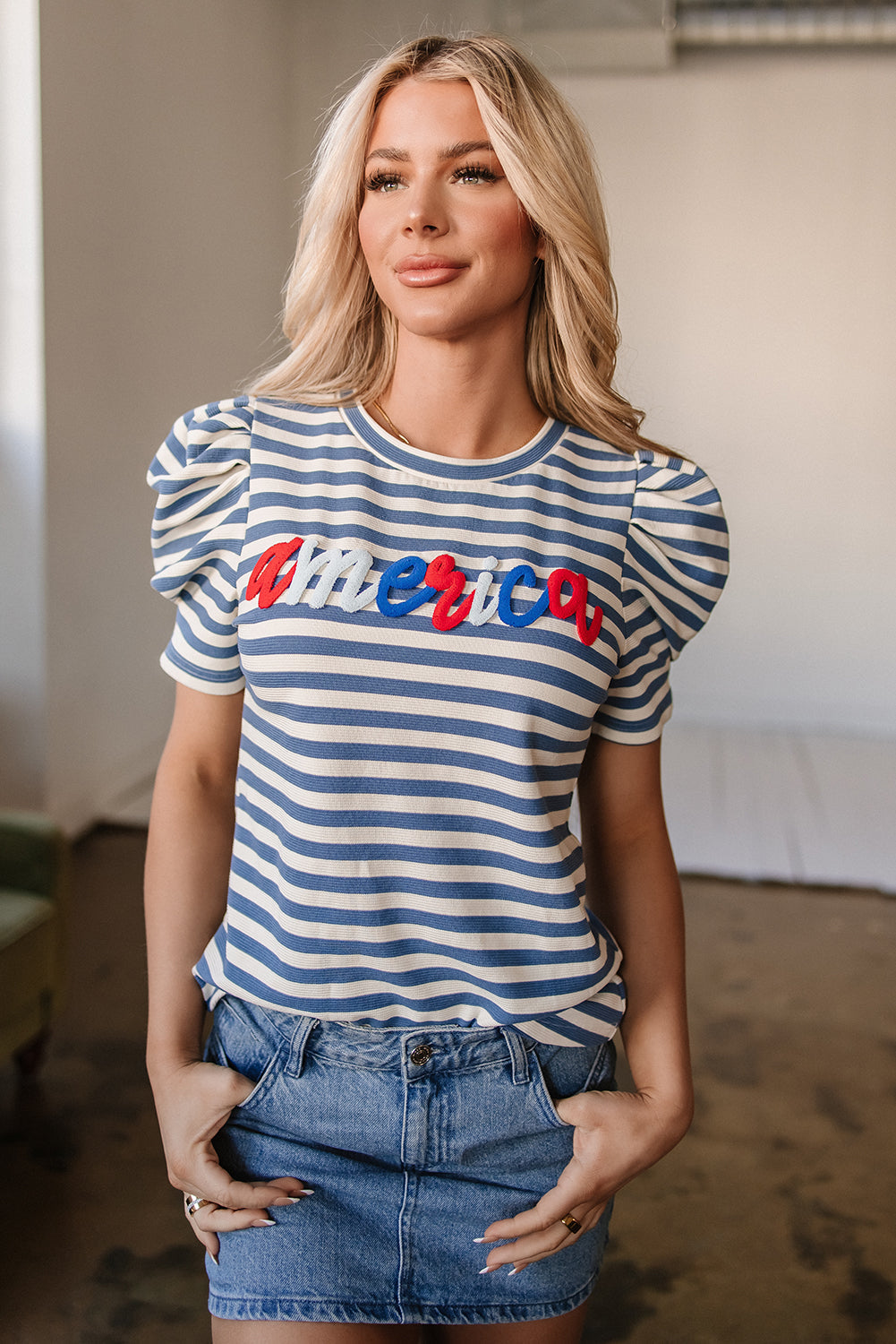 America Graphic Puff Sleeve Top