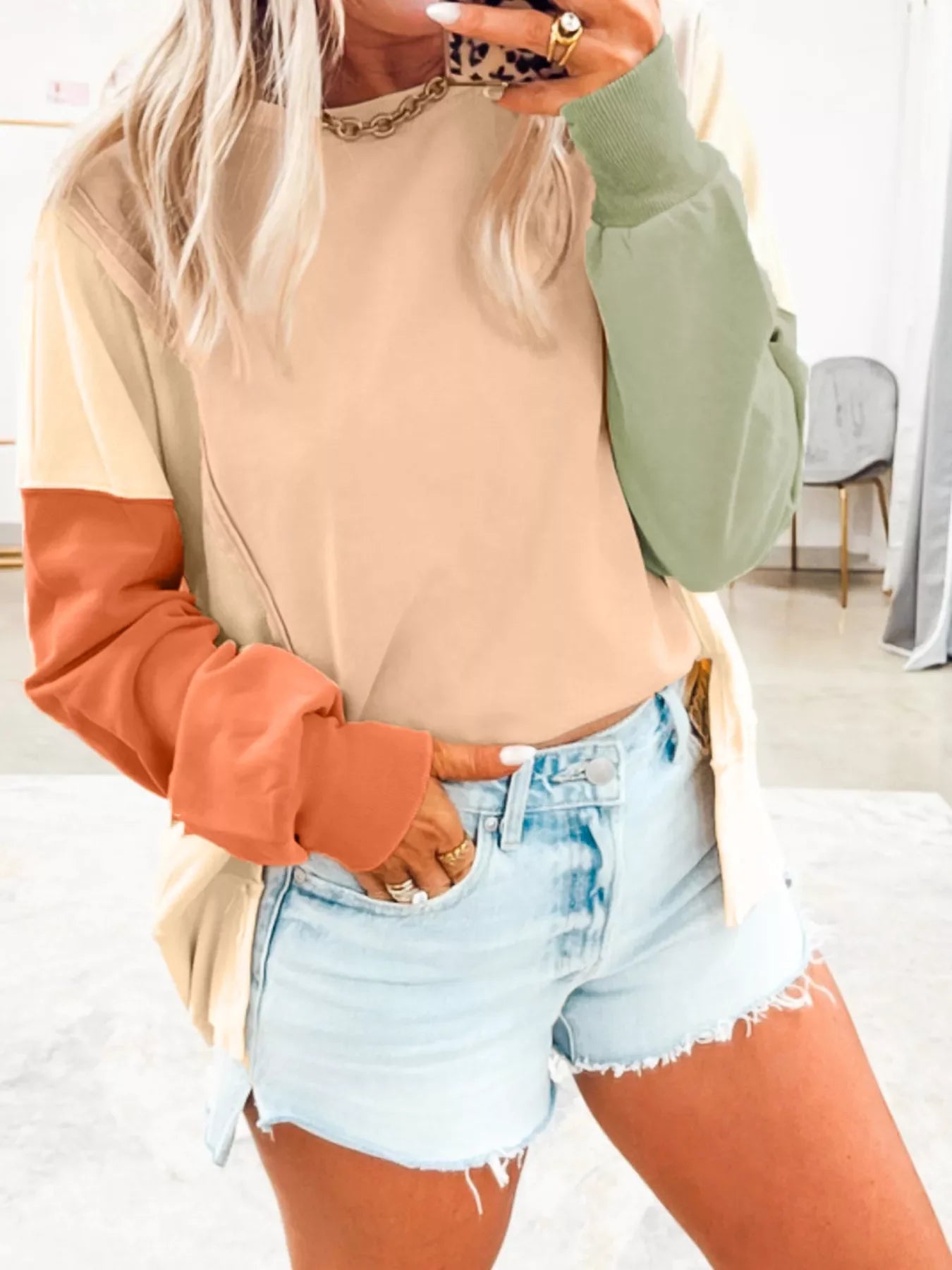 Color Block Round Neck Oversized Sweatshirt