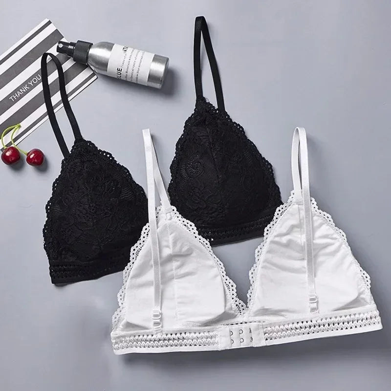 Wireless Lace Flower Body-Shaping Bralette – Seamless Plus Size Lingerie