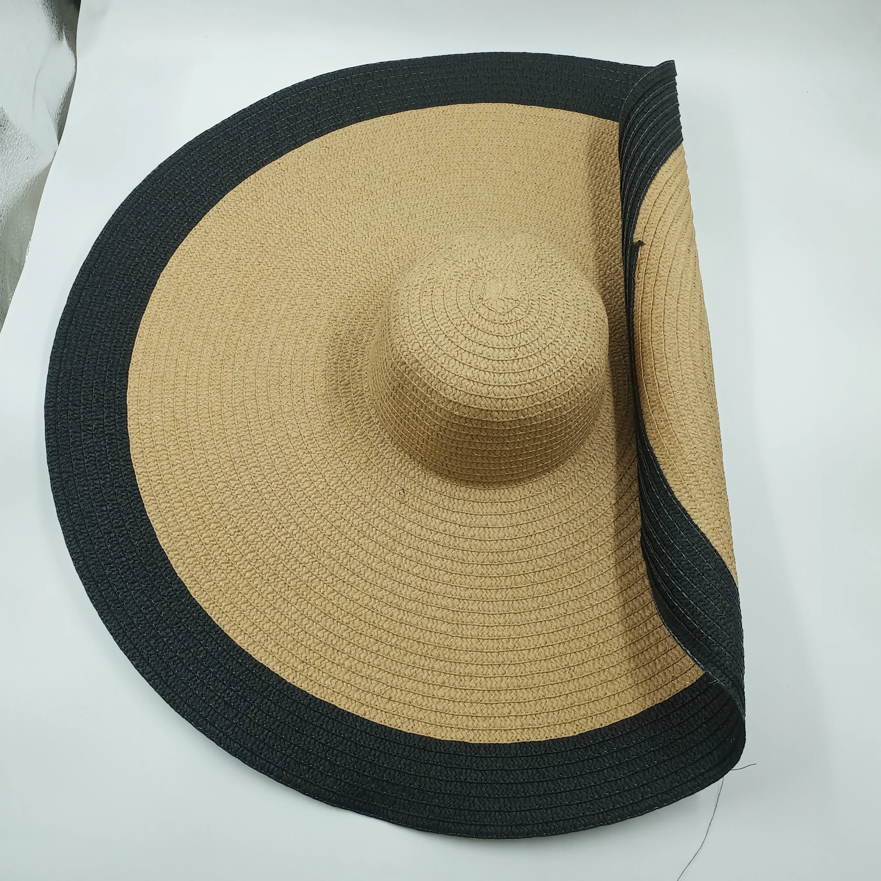 Designer Empty Top Visor Hat for Women – Chic Open Crown Sun Visor for Beach, Golf & Summer Outings