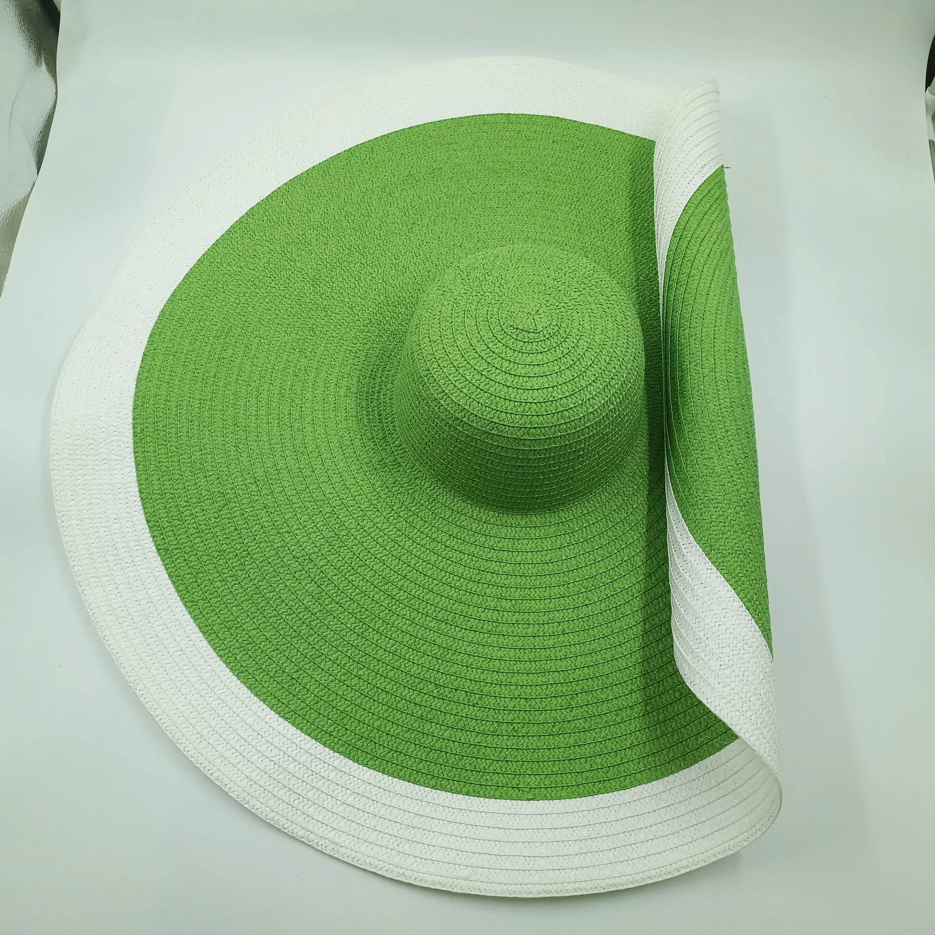 Designer Empty Top Visor Hat for Women – Chic Open Crown Sun Visor for Beach, Golf & Summer Outings