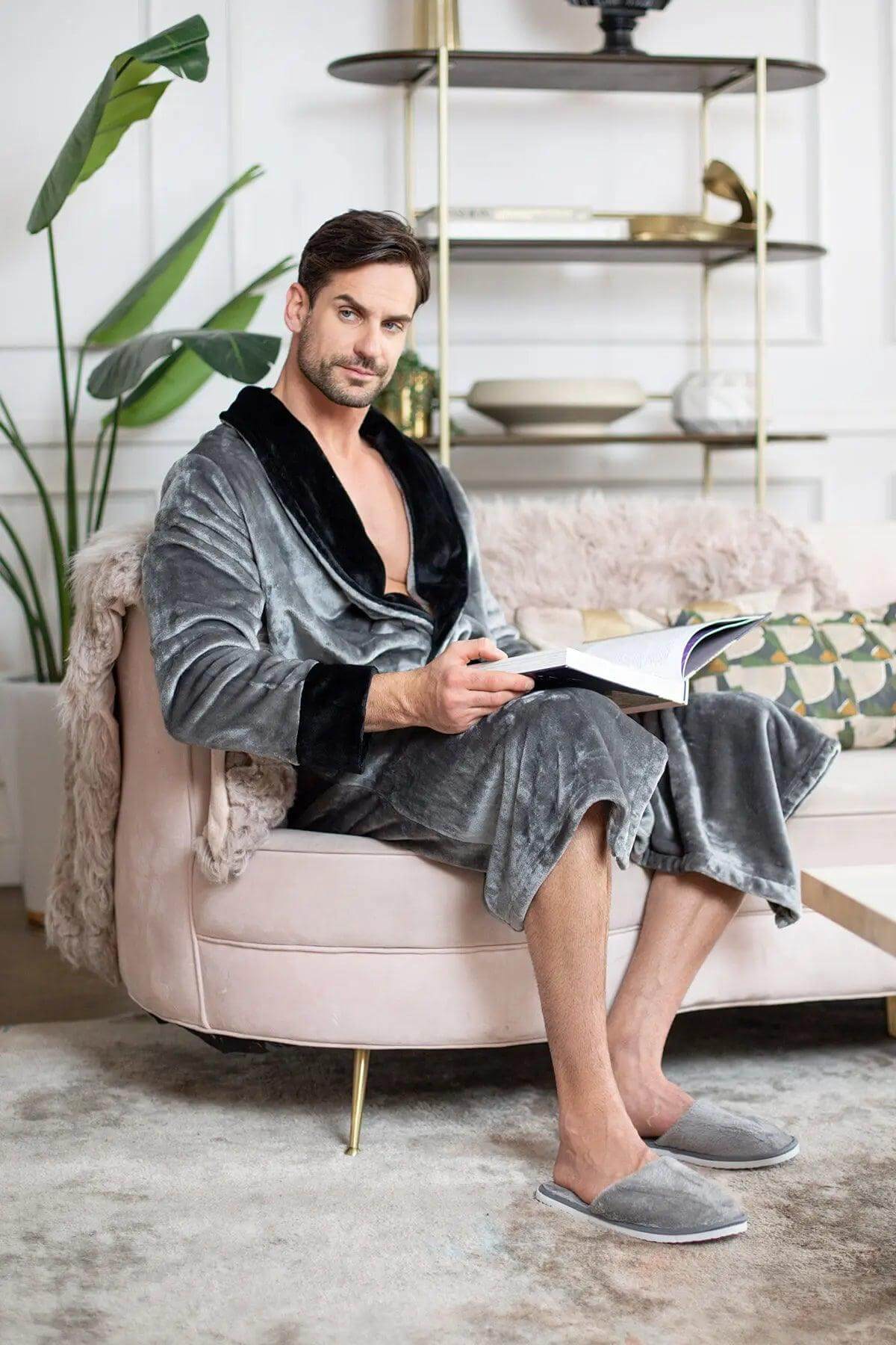 Cozy Mens Plush Robes – Built for Comfort, Designed to Last